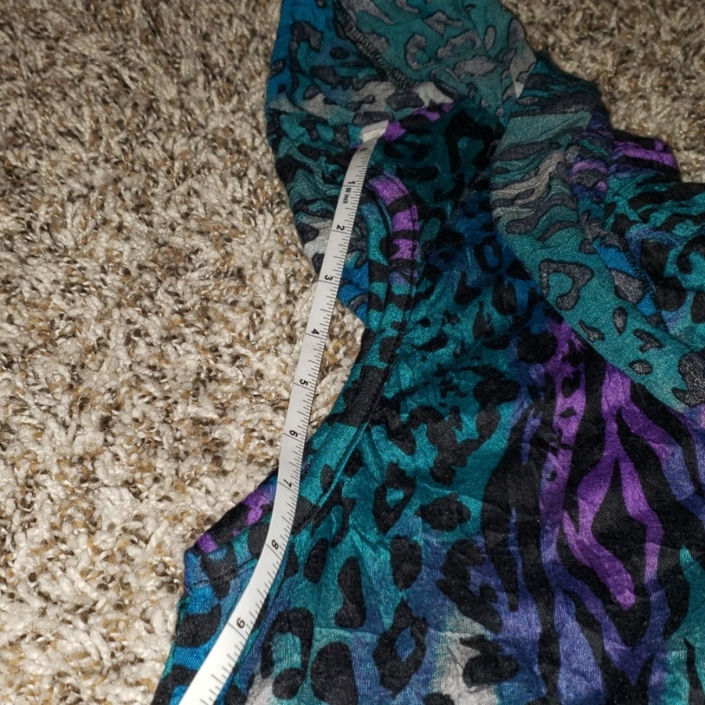 One side strap ruffle top size XXL/2XG - Picture 2 of 4